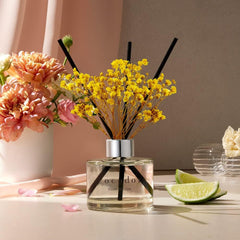 White Jasmine Reed Diffuser 200ml – Floral Home Fragrance with Preserved Flower & Reed Sticks